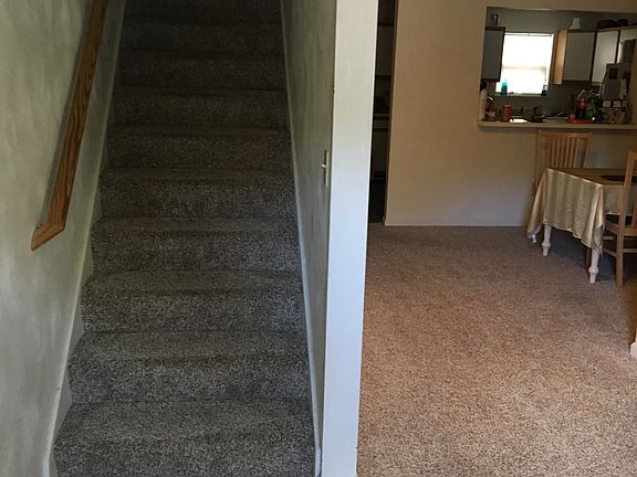2nd image of 419 Janie Ln