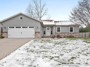 2589 Randall Ave NW, Grand Rapids, MI