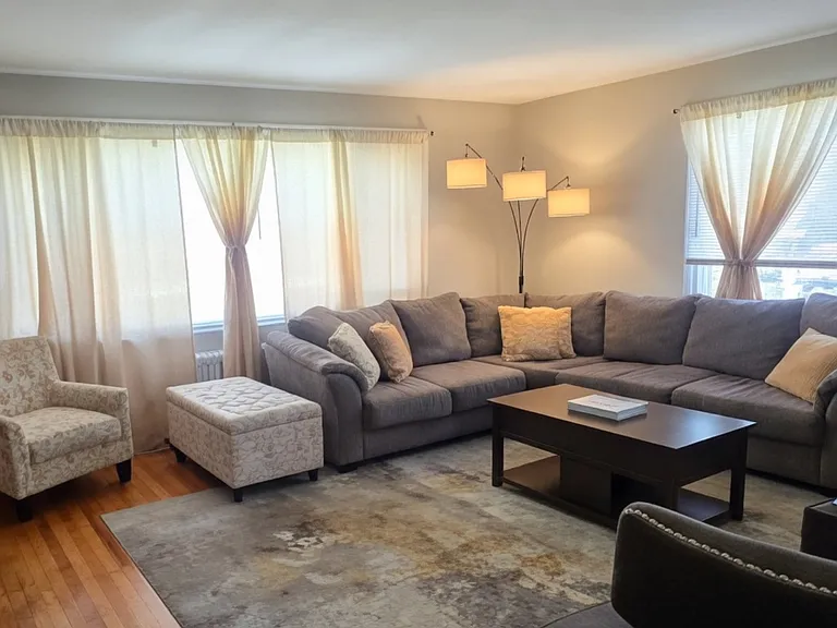 228 Manor Rd #1 — Photo 4