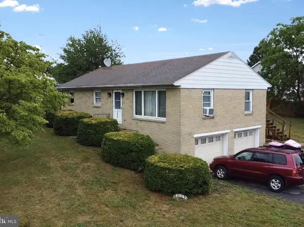 10862 Grindstone Hill Rd, Greencastle, PA 17225