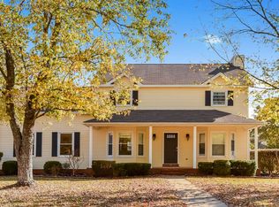 2303 Riverstone Dr, Murfreesboro, TN 37128