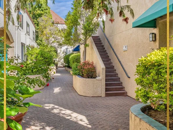 2561 Park Blvd APT N201, Palo Alto, CA 94306