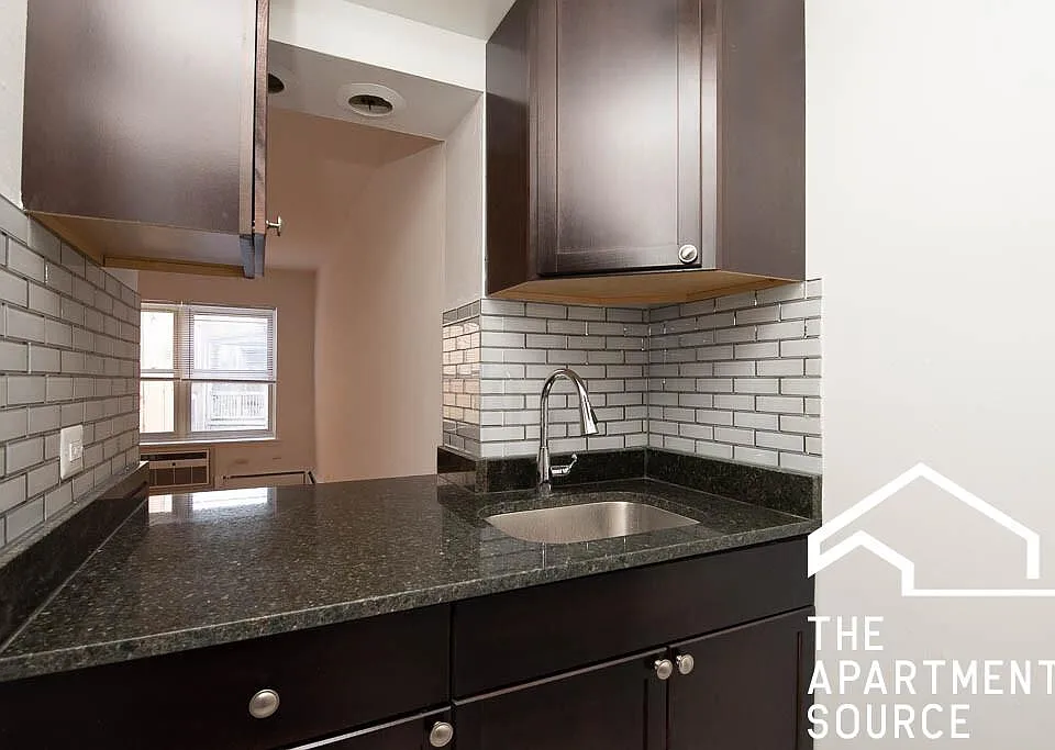 6830 N Sheridan Rd #475