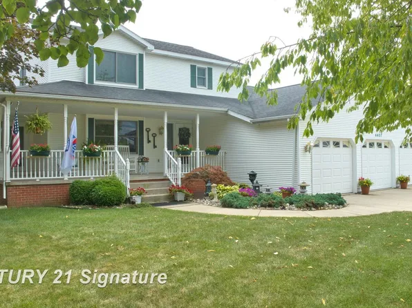 4407 Spurwood Dr, Saginaw, MI 48603