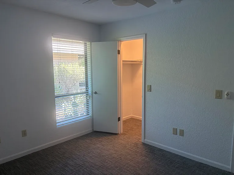 6722 S Martin Ln — Photo 30