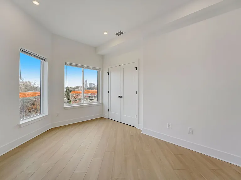 Nova Commons - 4200 Landcaster Ave — Photo 24