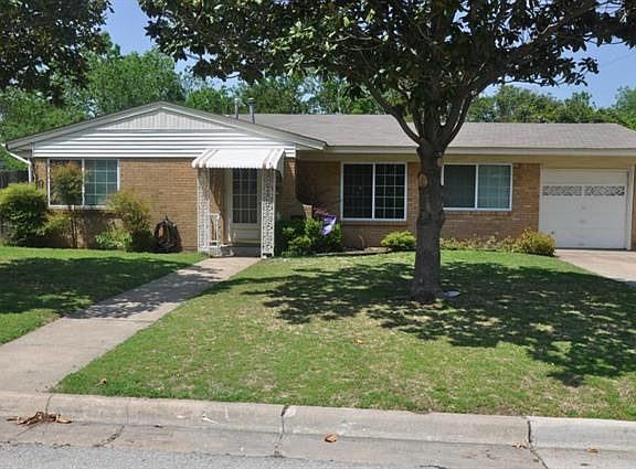 3rd image of 4732 Melita Ave