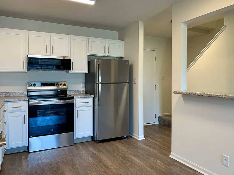 Northridge Heights Apartments — Photo 177
