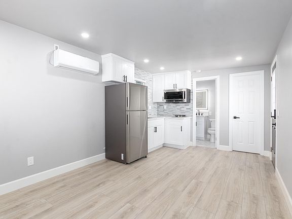 2nd image of 383 5th Ave #B