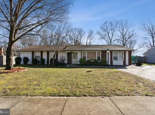 2915 Sandwich Dr, Waldorf, MD 20601