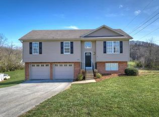 108 Deck St, Kingsport, TN 37663