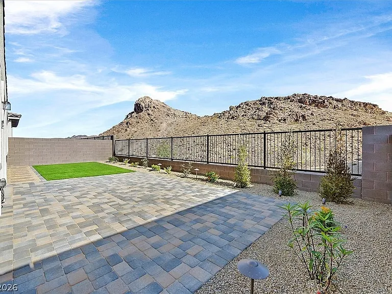73 Atrani Bay Ct — Photo 27