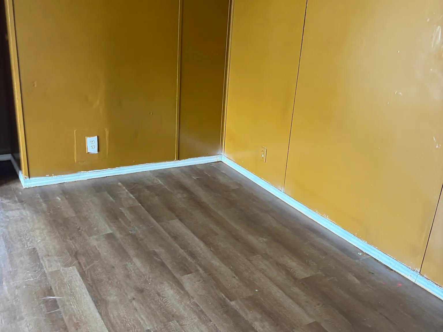 417 American Blvd — Photo 1