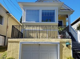 979 22nd Ave, Seattle, WA 98122