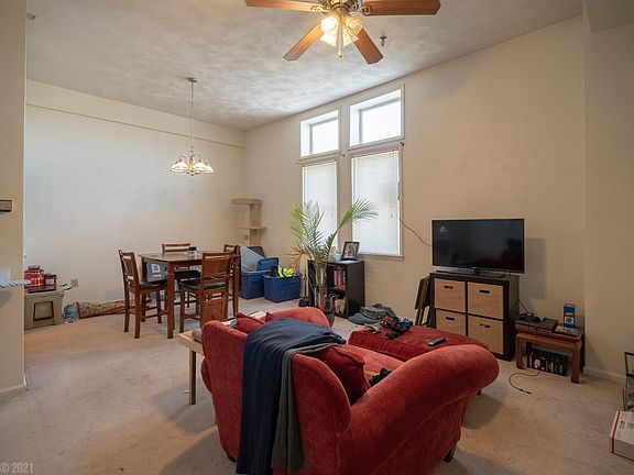 2nd image of 303 W Main U208 St #U208