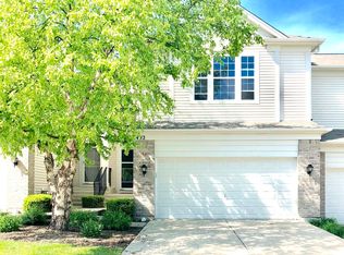 1492 Yellowstone Dr, Streamwood, IL 60107