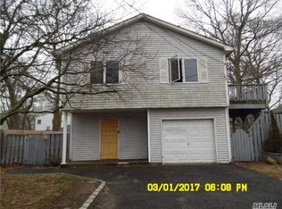 104 Southaven Ave, Mastic, NY 11950