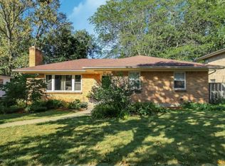 1617 Lotus Ave SE, Grand Rapids, MI