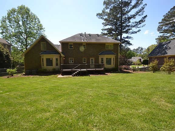 2nd image of 36 Darcee Ct