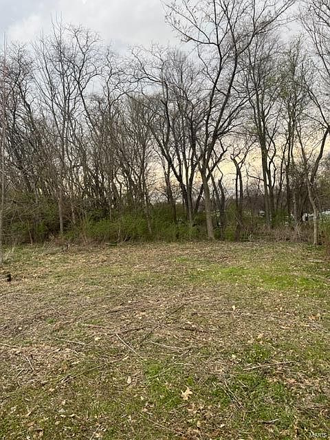 1st image of 19575 Hillcrest Dr
