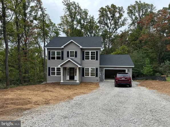207 Duwamish Trl, Winchester, VA 22602