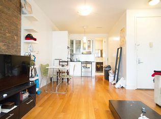 208 Evergreen Ave #2B, Brooklyn, NY 11221
