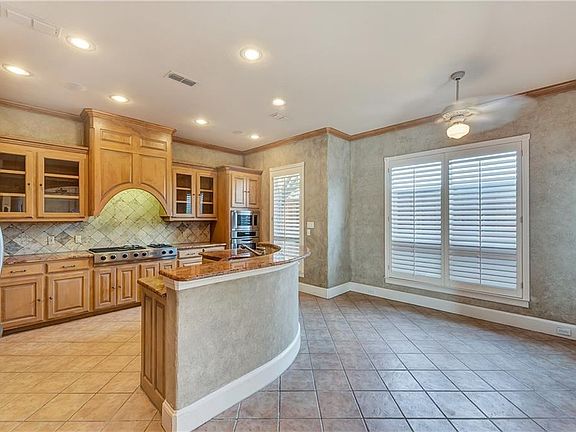 5th image of 4224 Oak Park Ct