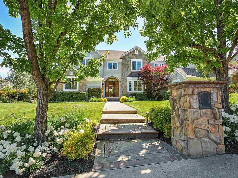 1st image of 4 Brightwood Way