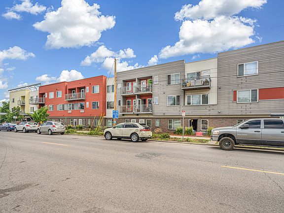 3rd image of 4580 Tejon St Unit 330