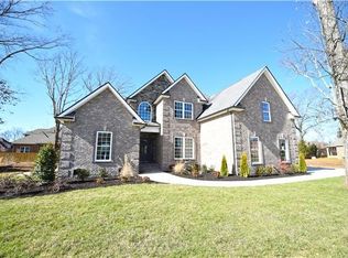 1041 Empire Blvd, Murfreesboro, TN 37130