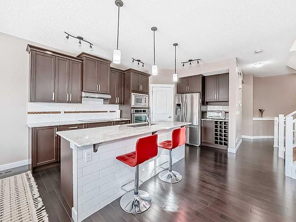 4th image of 11 E Cougar Ridge Pl SW