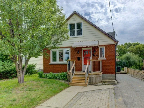 21 Waverly Rd, Kitchener, ON N2G 2E1