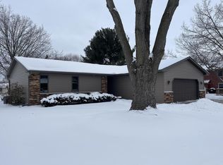 706 Grove St, Onalaska, WI 54650