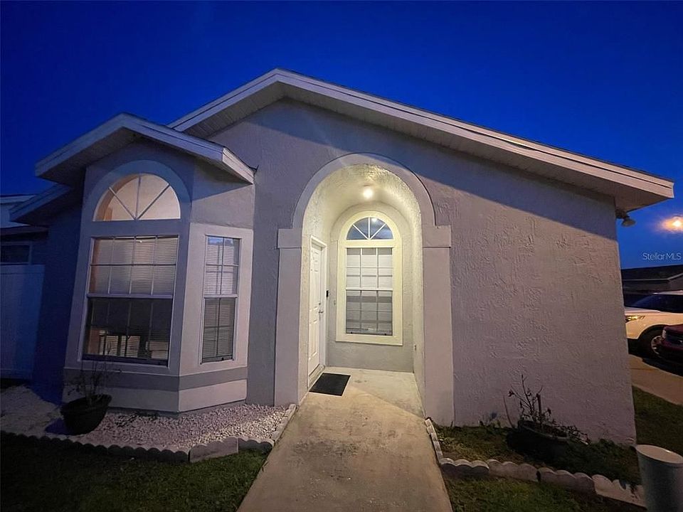 1st image of 2438 Harbor Town Dr