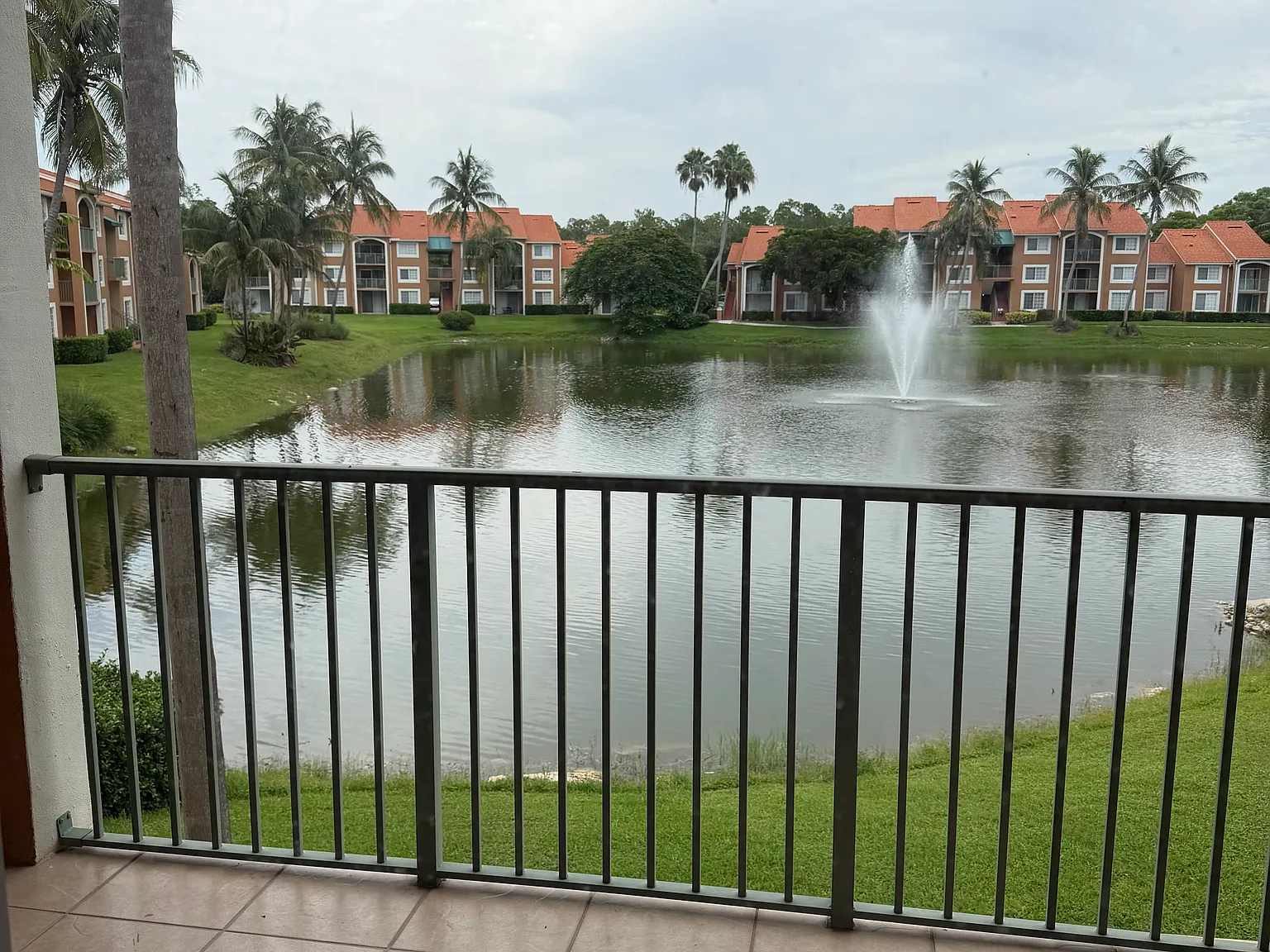 2 bed, 1042 sqft, $2,250 — Photo 4