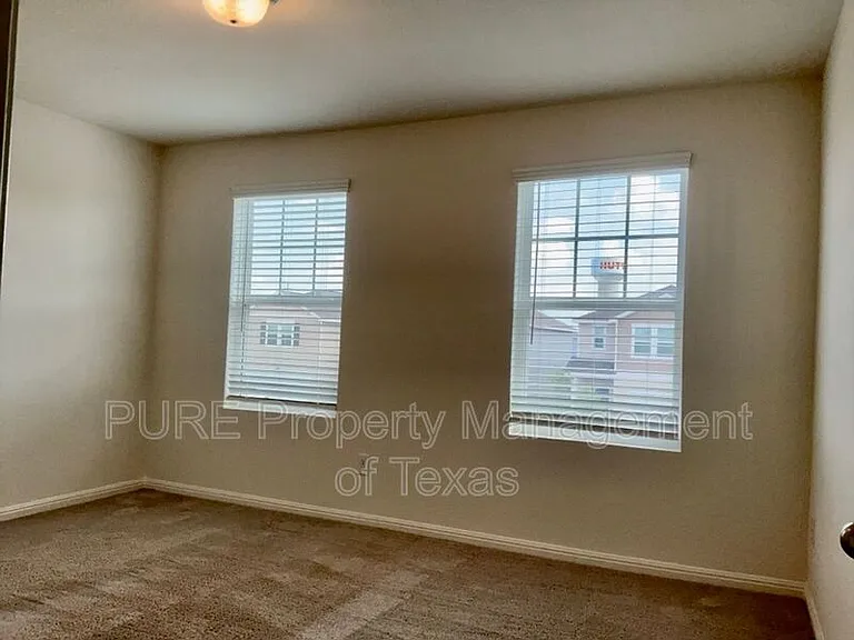 109 Pronghorn St — Photo 18