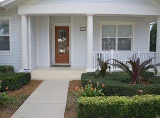 123 Meleana Pl, Honolulu, HI 96817