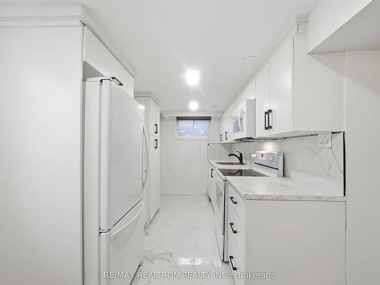 603 Stevenson Rd N #LOWER — Photo 4