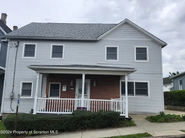 1122 N Irving Ave, Dunmore, PA 18510