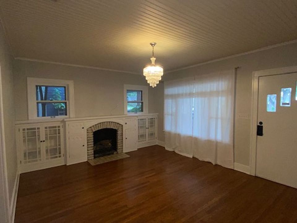 1st image of 3729 Bunting Ave