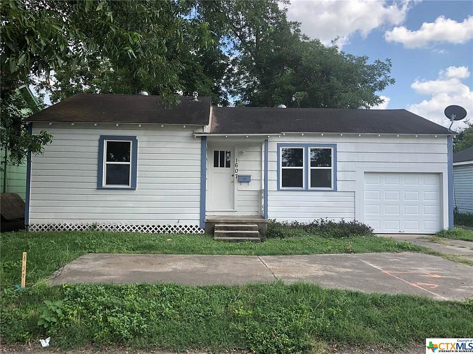 1st image of 1607 E Crestwood Dr