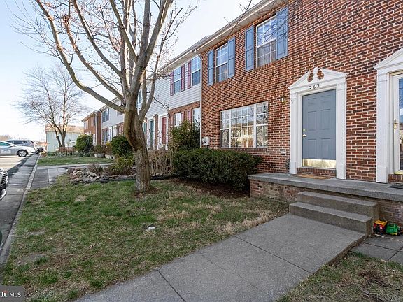 2nd image of 263 Waterford Ln