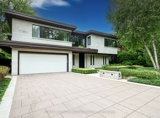 5 Brookfield Rd, Toronto, ON M2P1B1