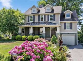 24 Westlake Dr, Thornwood, NY 10594