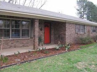 3610 Lipscomb Dr, Florence, AL 35633