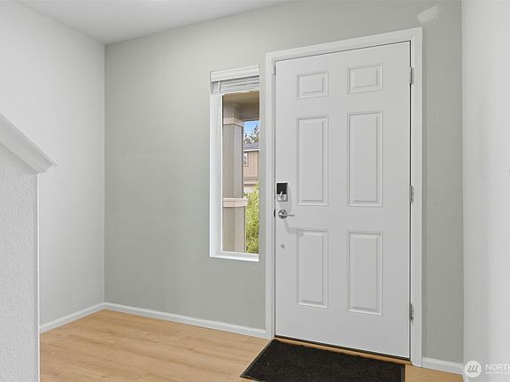 4th image of 430 NE Ridge Point Boulevard
