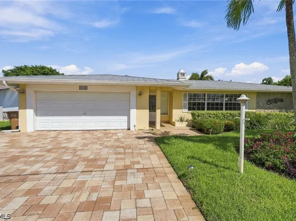5305 Malaluka Ct, Cape Coral, FL 33904