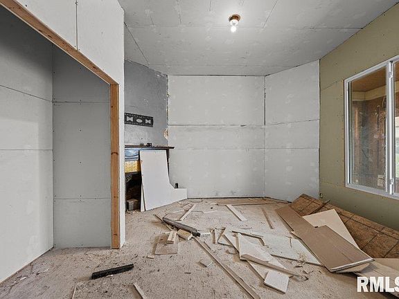 3rd image of 513 1/2 30th St