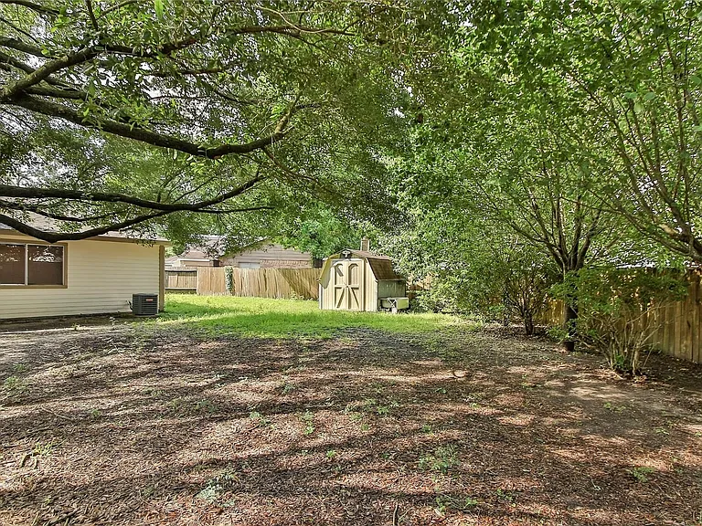 6903 Foxmont Ln — Photo 46