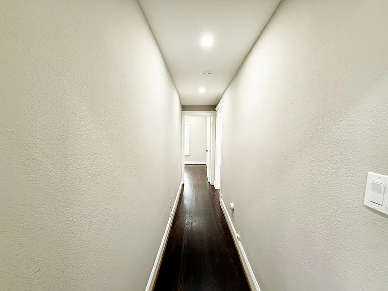 4112 Junius St — Photo 36